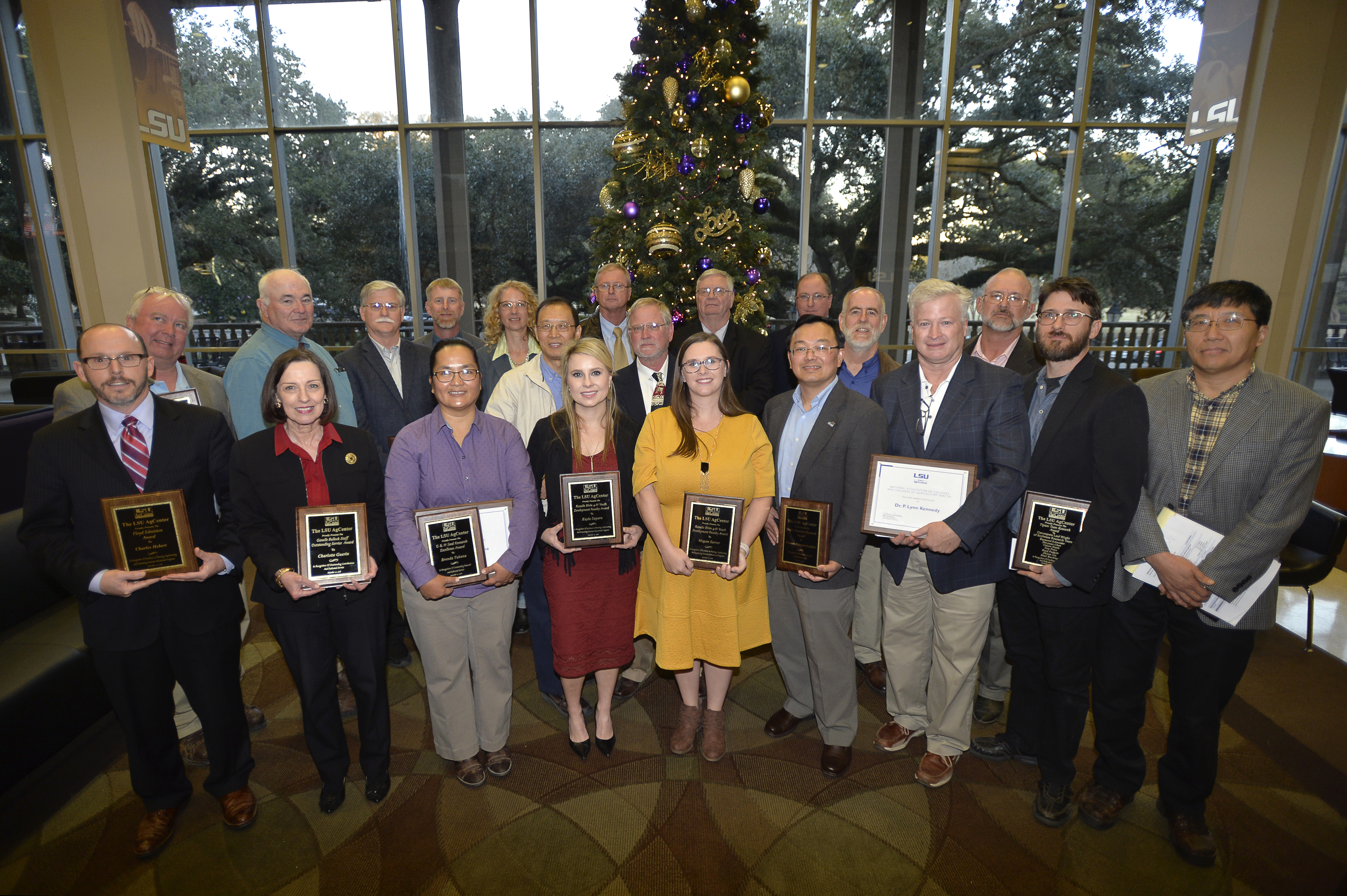 LSU AgCenter, LSU College of Agriculture announce faculty, staff award winners